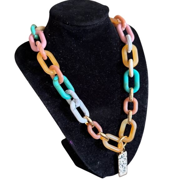 Anthropologie Jewelry - NWT Anthropologie Statement Necklace Resin Links Spotted Pendant $65